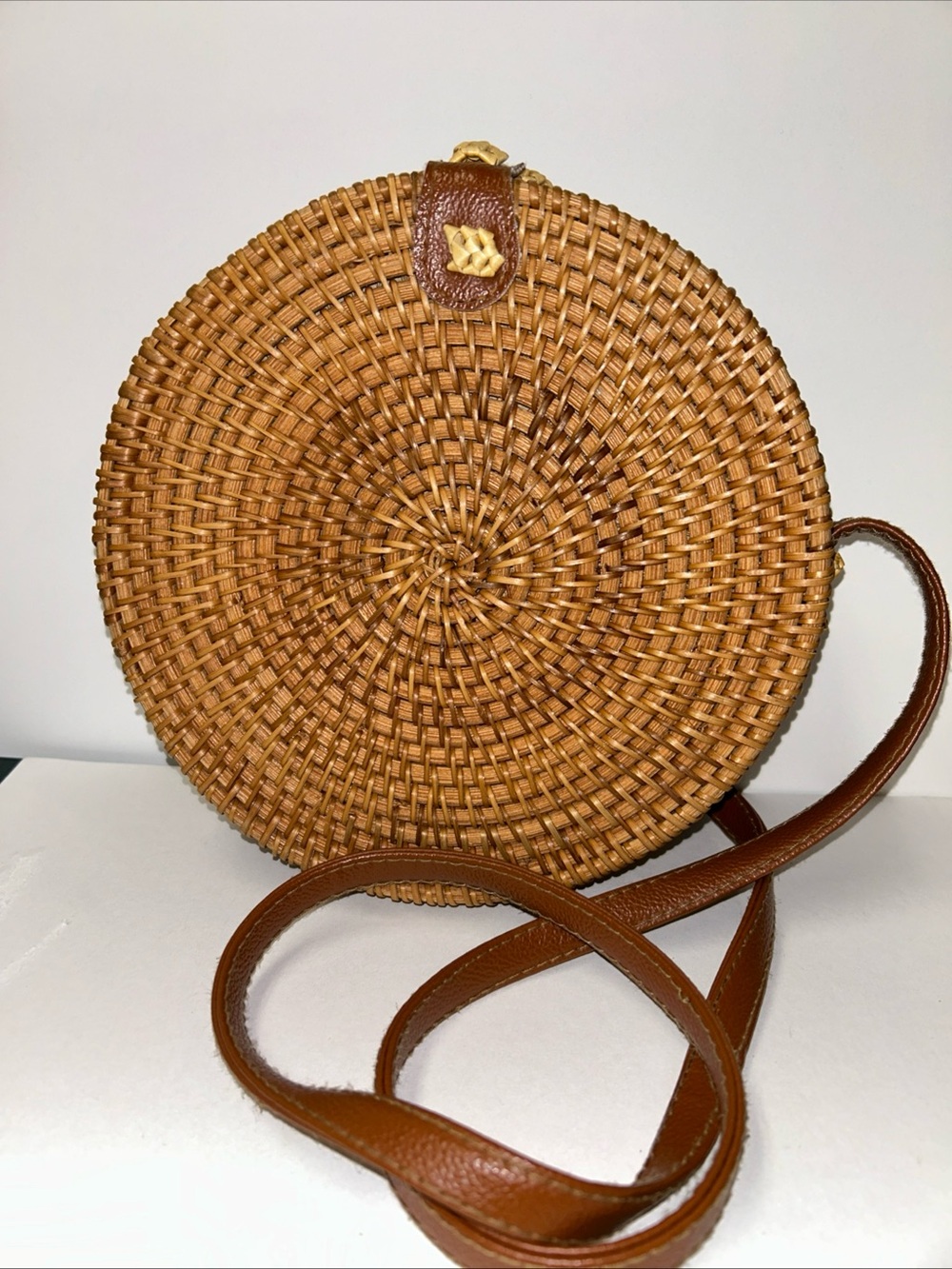 Round Rattan Crossbody Purse Bag Boho Straw 8” Woven Circle Beach BOHO Summer